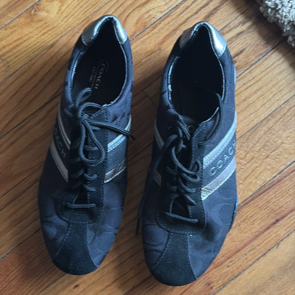 Coach sneakers size 8